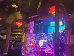 -江湖酒吧(老外滩店)