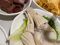 -德林酸菜鱼火锅(南丹店)