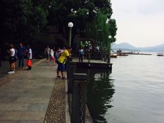 iphone_upload_pic-西湖游船