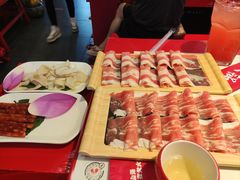 -欠火锅·水牛毛肚·团建聚餐·生日宴(何山路店)