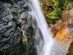 -南昆山川龙瀑布