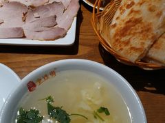 -李连贵熏肉大饼(中街盛京龙城店)