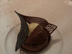 -Le Bernardin