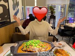 -江边城外烤全鱼(世茂广场店)