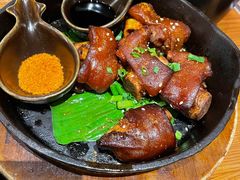 个旧烤猪蹄-云海肴·云南小炒·汽锅鸡(天津国金汇店)