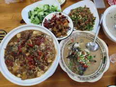 -客家大院·非遗赣南客家菜(郁孤台店)