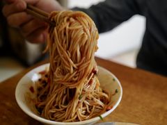 -老字号眼镜子煎包汤包店