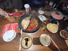 -萍姐火锅·公路夜市(武汉首店)