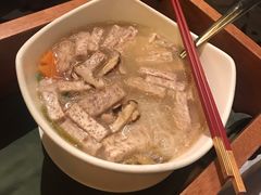 芋头酸菜煮米粉-欣叶食艺轩