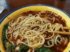 -二娃邓板凳面(解放碑店)