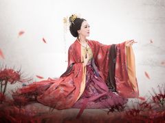 -九月鹰飞汉服摄影工作室