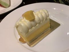 -大中华希尔顿酒店-念自助餐·嗨啤·小龙虾