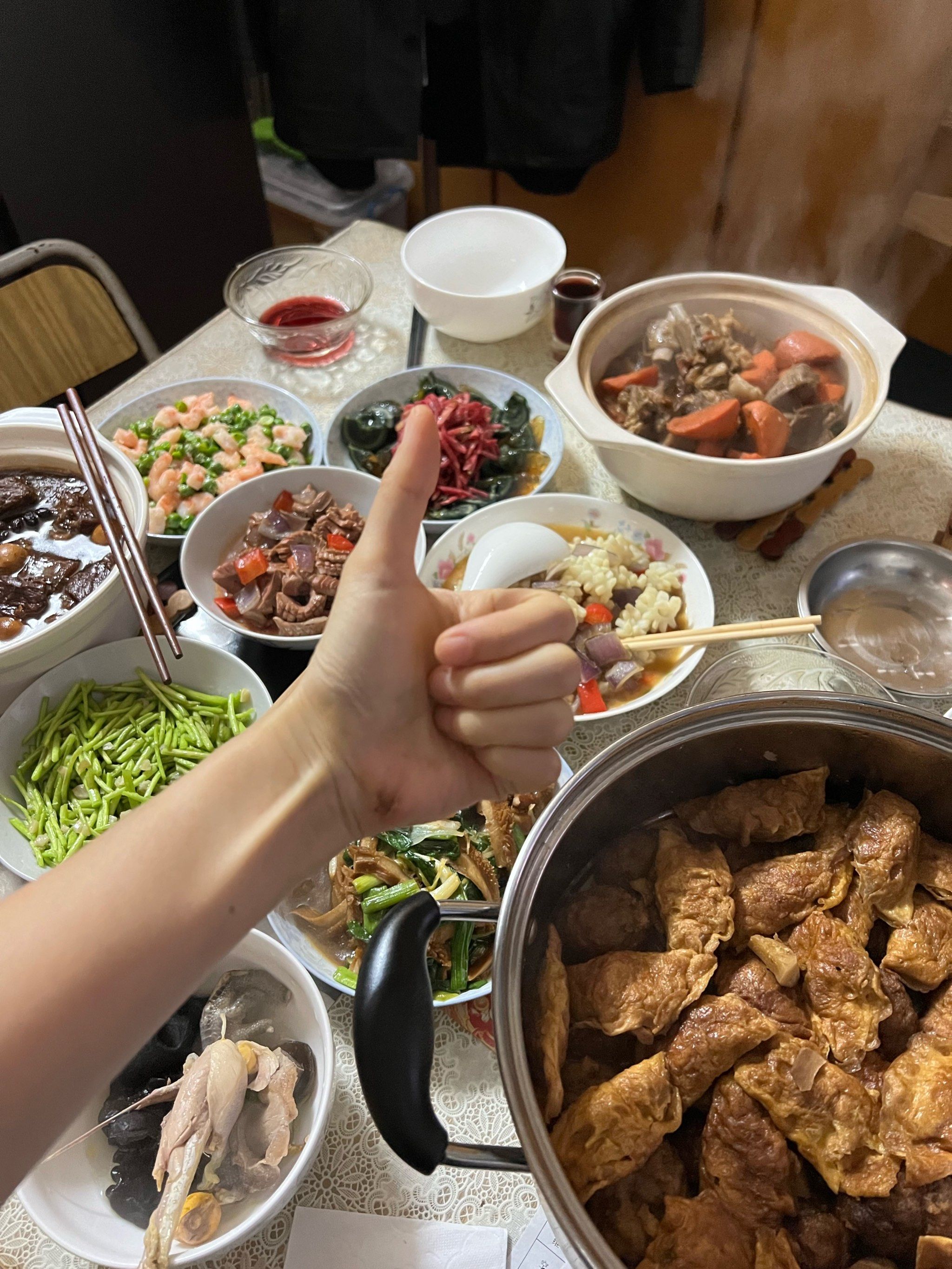 新年餐桌上妈妈的拿手好菜:蛋饺肉元
