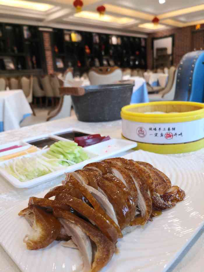 津悦东方正阳春烤鸭店河北路店