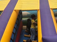 -蒙特利亲子乐园