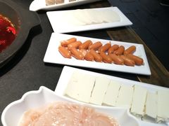 -怡品川宇火锅(宝立方店)