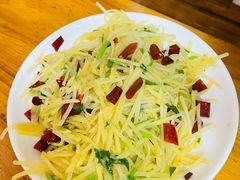 酸辣土豆丝-桔子海鲜烧烤大排档(台东店)