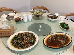 鲜椒姜丝兔-丫口花园餐厅·融合菜