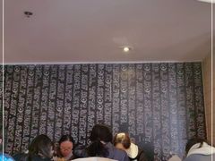 等位区-麦当劳(曲阳店)