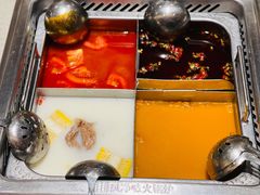 -海底捞火锅(金山百联店)