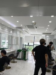 -镁连社·美联社