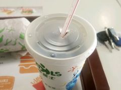 -华莱士·全鸡汉堡(海口学院店)