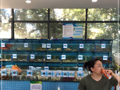 -锦里海景海鲜餐厅.三亚老字号(亚龙湾中心广场店)