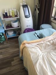 -母仪天下月子中心(光谷店)