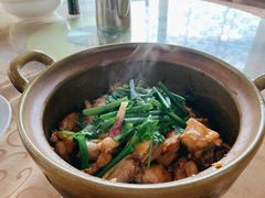 沙锅鸡-幽优农庄·森波拉特色本地农家菜