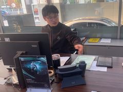 -上海星瀚奔驰4S店(红柳路店)