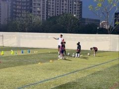 -Riverside河畔少儿足球培训(前滩店)