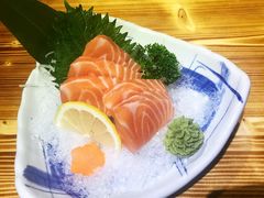三文鱼厚切刺生-和蕴日本料理