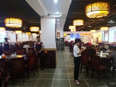 大堂-石锅鱼府(二分店)