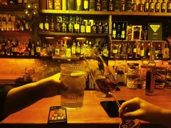 -城墙外BAR