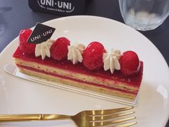 -UNI UNI(环亚凯瑟琳店)