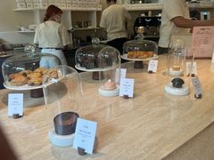 -VERIE BAKEHOUSE
