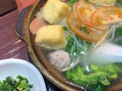 砂锅粉-怪噜范·老贵阳街头名小吃(鸿通城店)