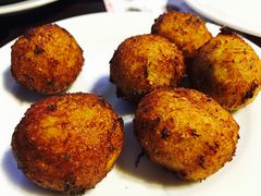 -Tapa Tapa