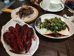 -聚汇三少·龙虾·中餐厅(莫邪路新天地店)