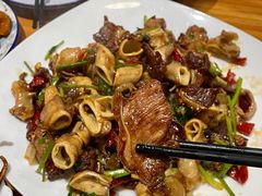 -超越海鲜屋(飞龙物业店)