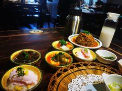 -蓝田九大碗民俗食府(蓝田店)