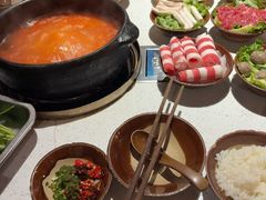 -贵府酸汤牛肉火锅·贵州老字号(飞山街店)