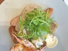 -东西风牛排馆周末烧烤自助(首都机场希尔顿店)