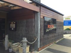 -12 Rocks Beach Bar Cafe