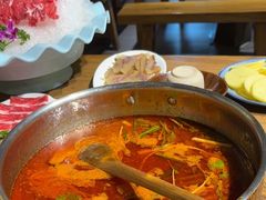 -黔诚多彩火锅(甲秀楼店)