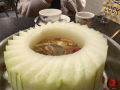 -得意咚瓜·顺德鱼生·冬瓜火锅(深圳首店)