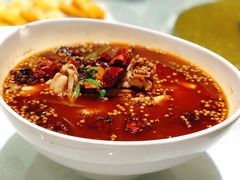 水煮牛蛙-巴渝菜舍曾氏麻辣风(霸州店)
