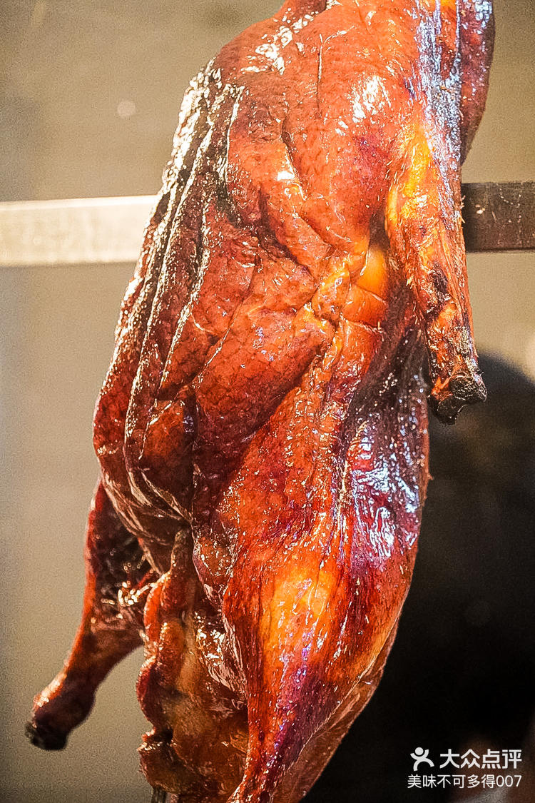 60跟着街坊邻居抢烧腊60广州老西关烧腊店本地人打包作晚餐