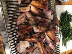 -欢乐牧人蒙古炭烤羊腿(四平路店)