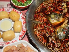 -何师傅美蛙鱼头(汉街店)
